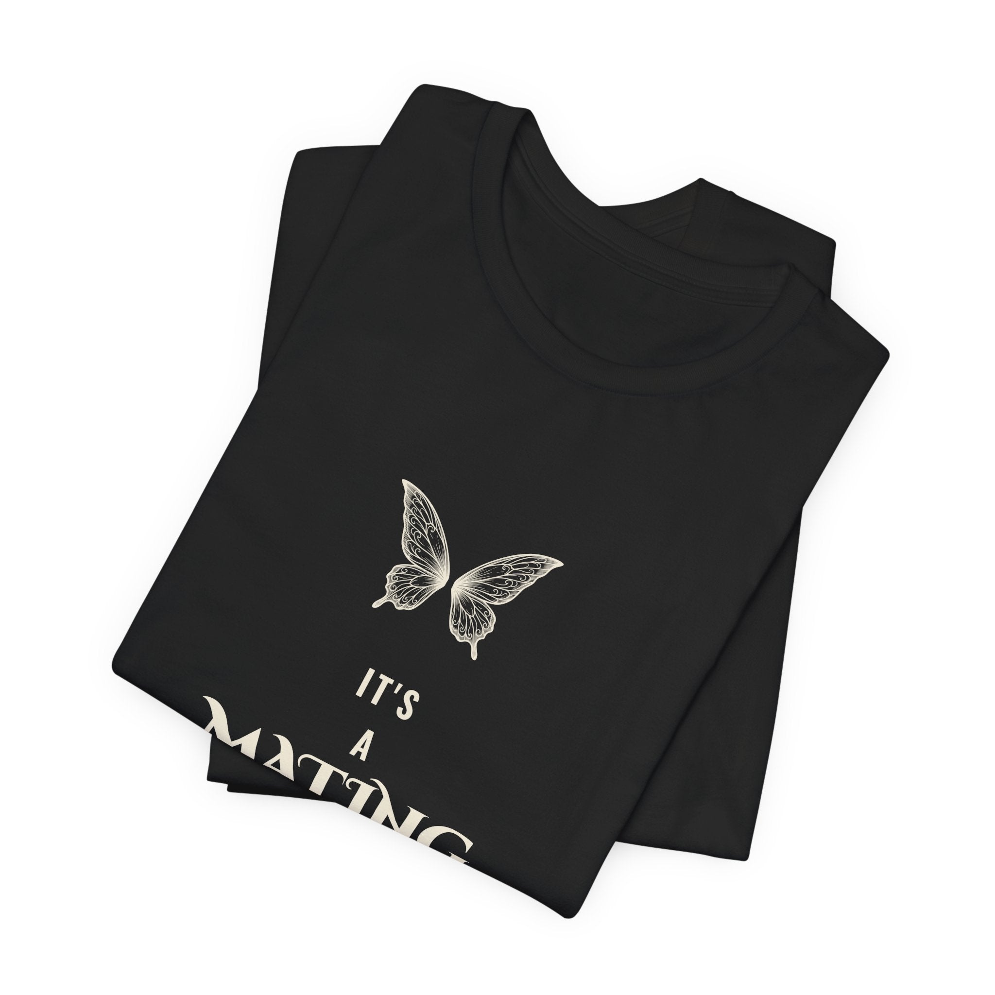 It's a Mating Bond Thing Romantasy T-Shirt